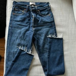 Never worn to small tags not on